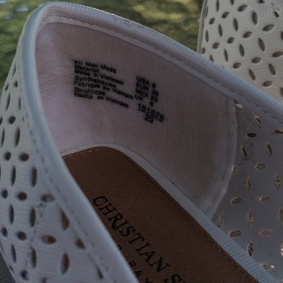 Christian Siriano for Payless white perforated flats size 8 - Picture 5 of 8